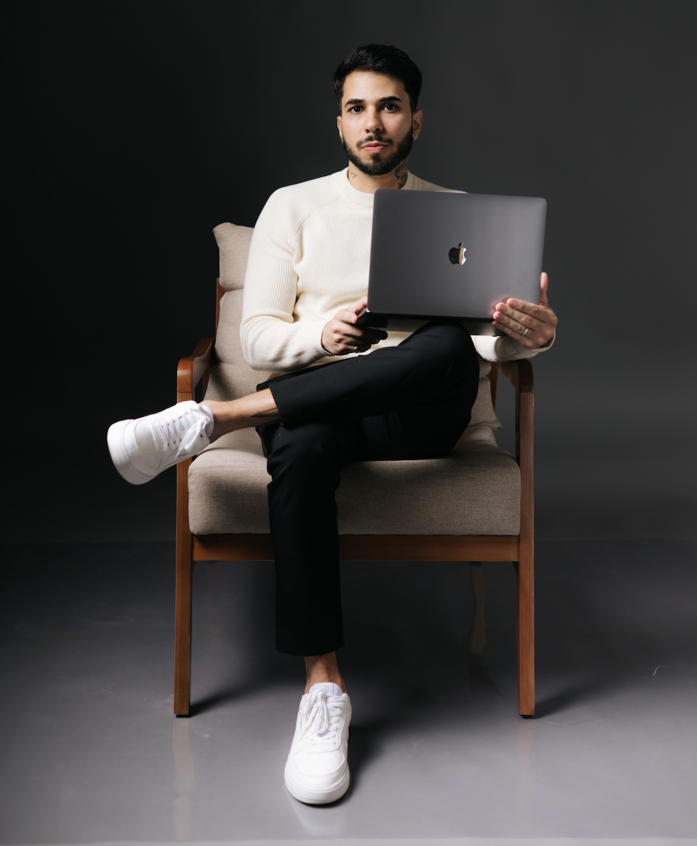 Vinicius Marinho, Fundador da OREN